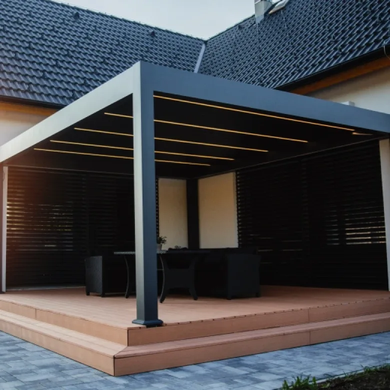 Bioklimatické pergoly Adiwood